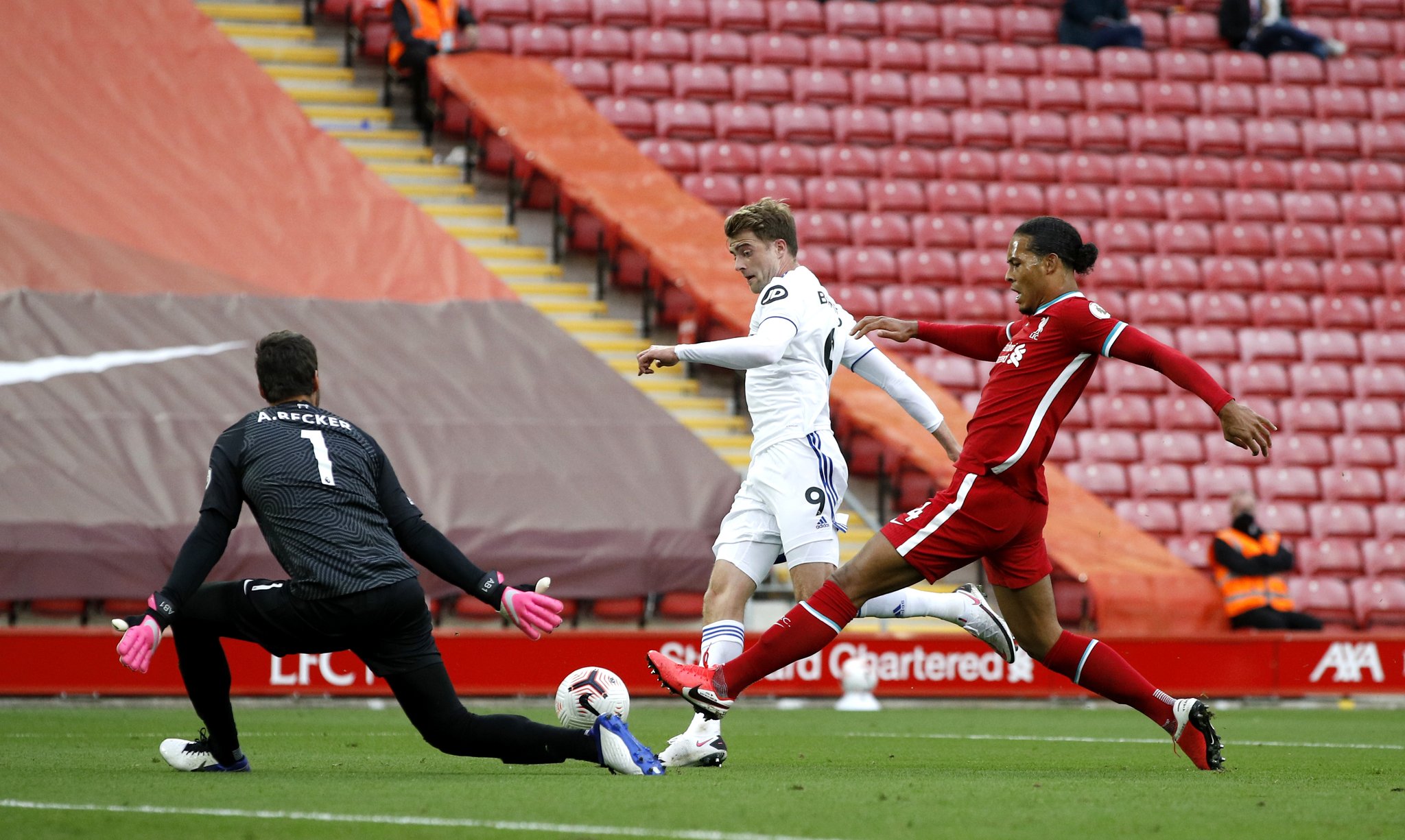 他們積極尋 他們積極尋